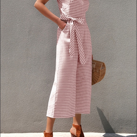 🍍 Women's Cold Shoulder Striped Jumpsuit - Picture 7 of 13